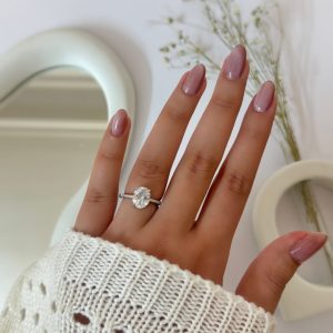 انگشتر زنانه نگین دار کد 124