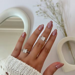 انگشتر زنانه نگین دار کد 129