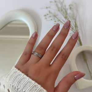 انگشتر زنانه نگین دار 133