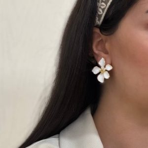 گوشواره زنانه طرح گل میناکاری کد 149