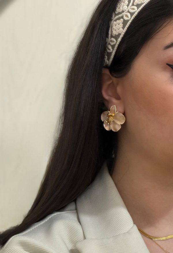 گوشواره زنانه طرح گل میناکاری کد 150